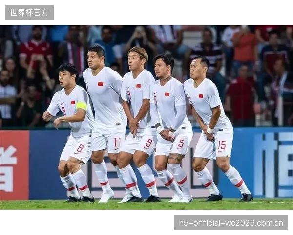 马什4-4-2体系依赖边前卫大量折返跑，布坎南与米拉尔的攻防转换效率是战术关键。